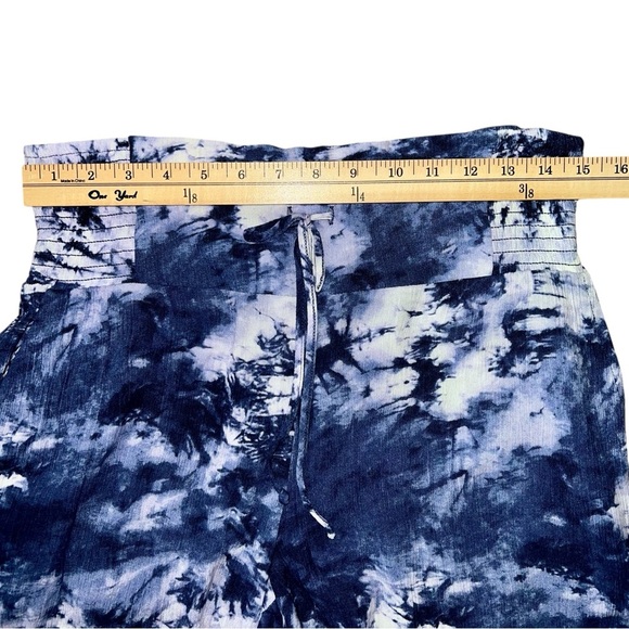 Blue and White Tie-Dye Pants size medium - Picture 8 of 8